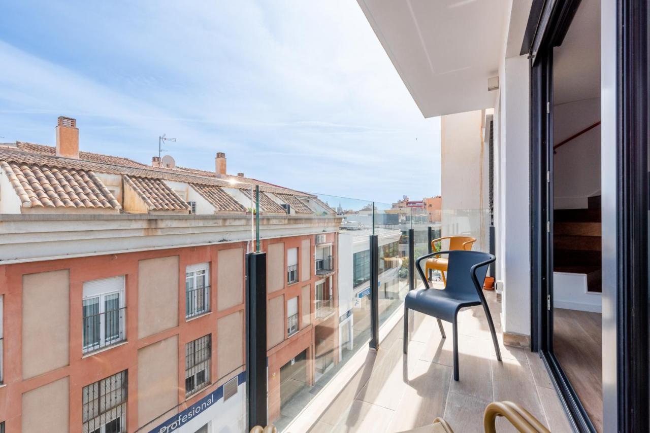 Wintowinrentals Great Penthouse Newly Built Malaga Bagian luar foto